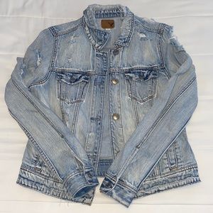 American eagle distressed denim jacket size medium fits like a small